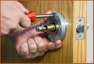 Miami Doors And Lock Miami, FL 305-908-3065 - 1-replace-locks